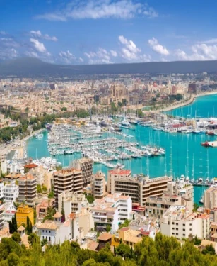 tailor made cruise holidays | Cruise holidays | Travel Agency | traveltrek.co.uk